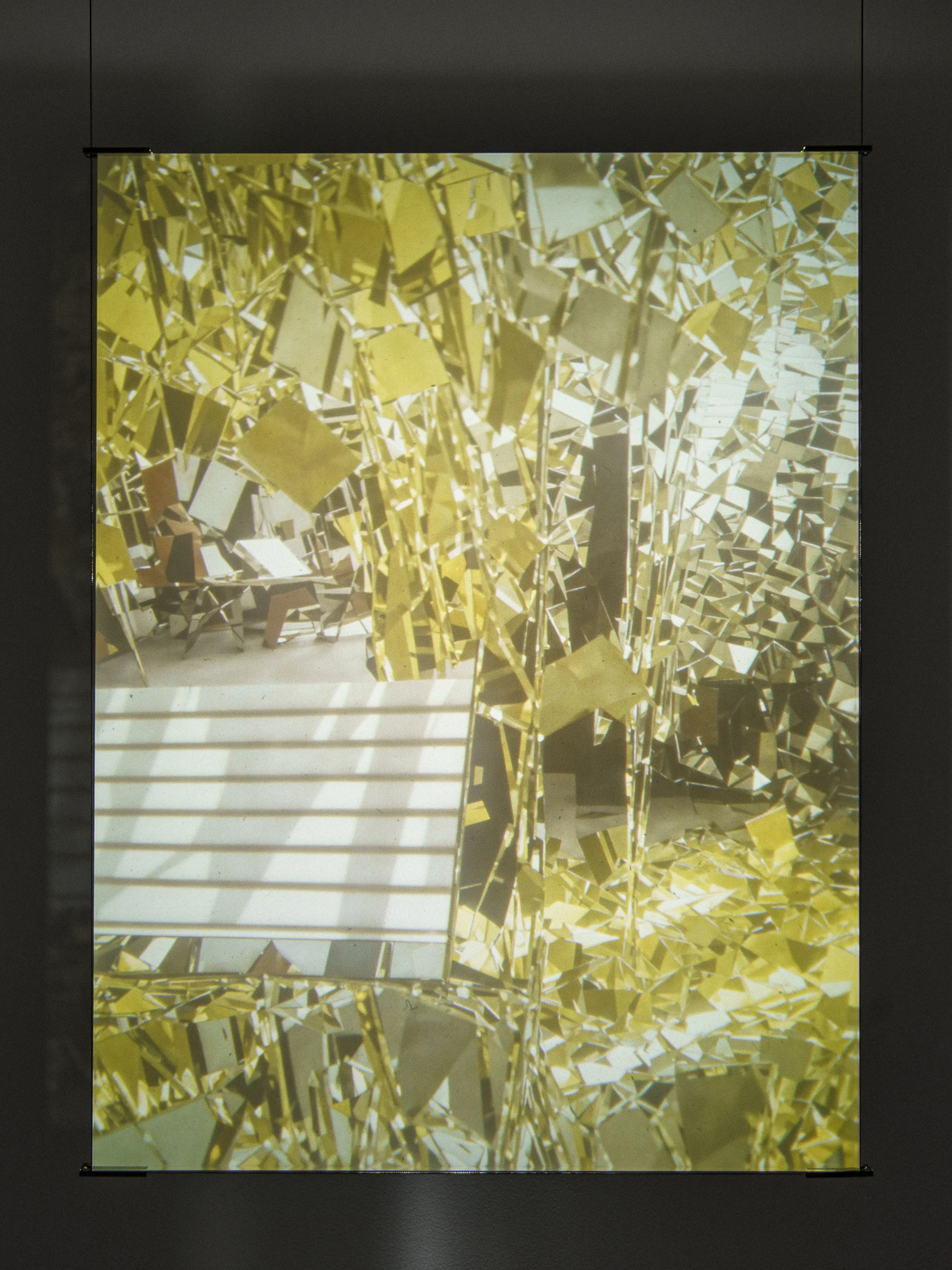 and everything else is mirrors too